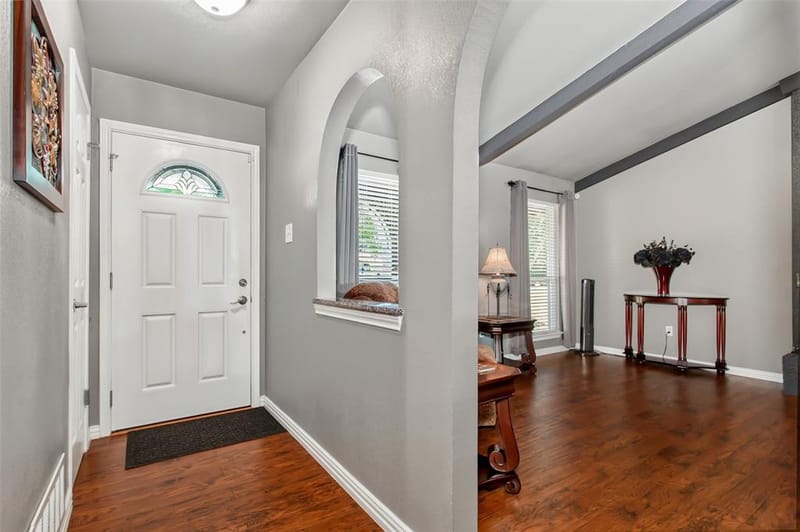 2600 Quail Valley, Irving TX 75060 - Photo 4