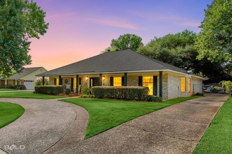 220 Norcross Street, Bossier City LA 71111