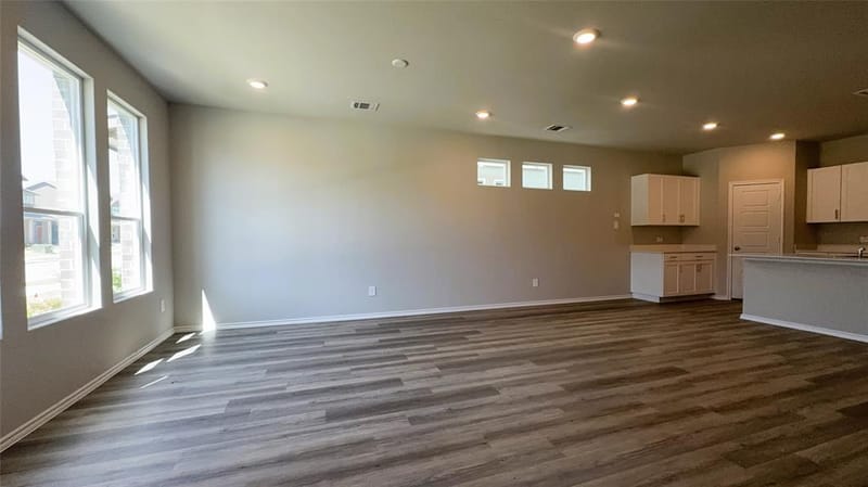2948 MAPLE ORCHARD Lane, Fort Worth TX 76140 - Photo 6