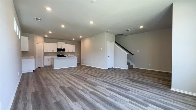 2948 MAPLE ORCHARD Lane, Fort Worth TX 76140 - Photo 7