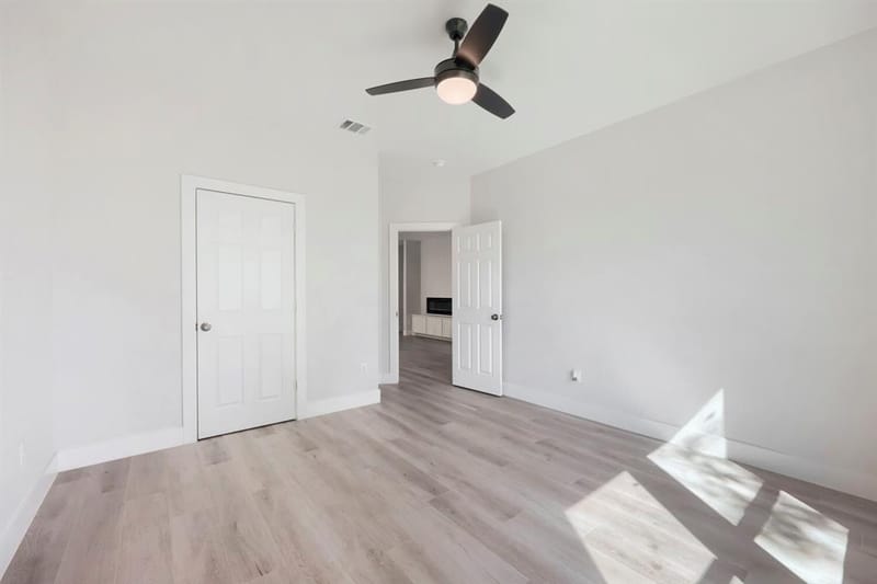 525 NW 17th Street, Grand Prairie TX 75050 - Photo 12