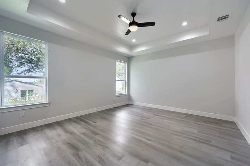525 NW 17th Street, Grand Prairie TX 75050 - Photo 7