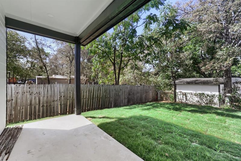 525 NW 17th Street, Grand Prairie TX 75050 - Photo 18