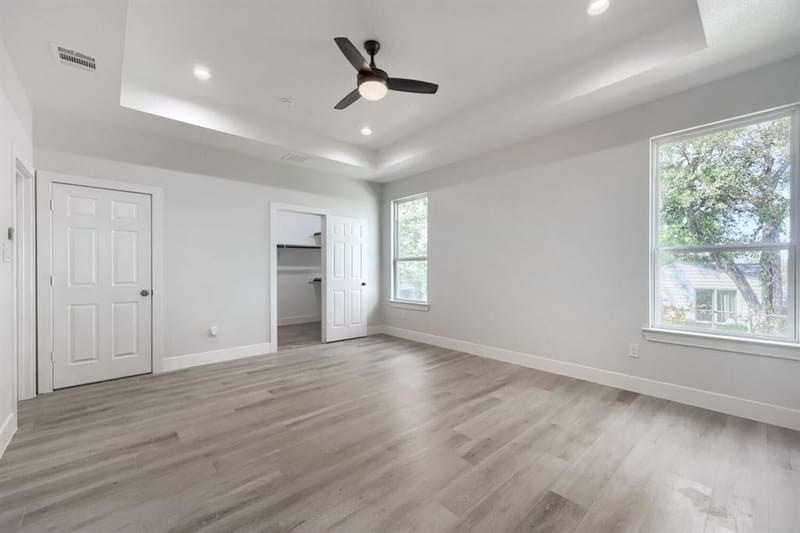 525 NW 17th Street, Grand Prairie TX 75050 - Photo 8