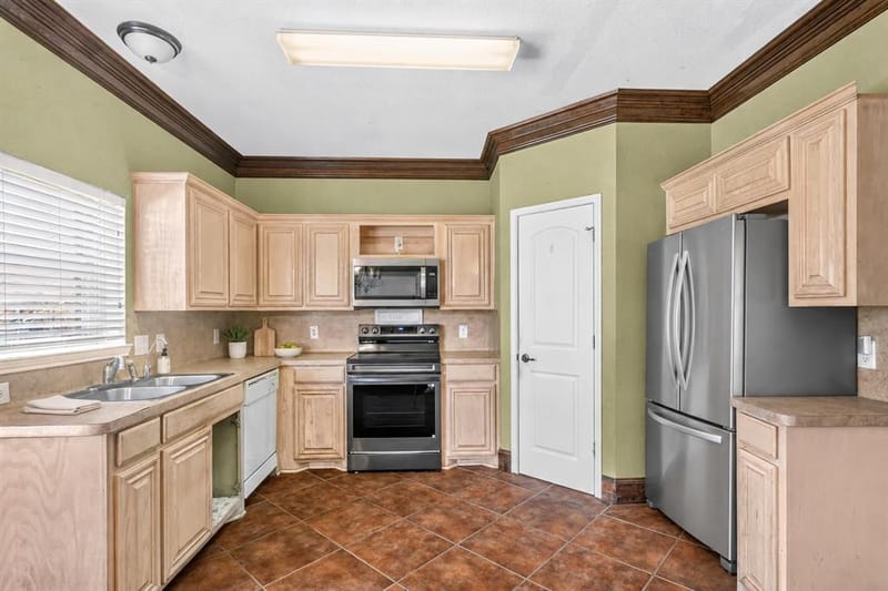 2500 Collier Drive, McKinney TX 75071 - Photo 8