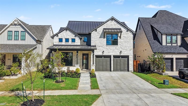 3874 Lacefield Drive, Frisco TX 75033 - Photo 2