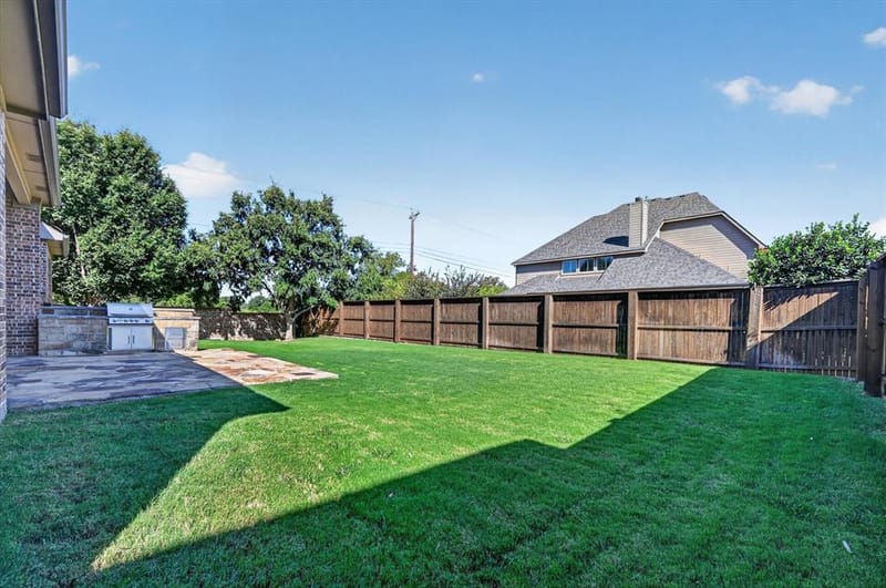 440 Garrison Circle, Lantana TX 76226 - Photo 36