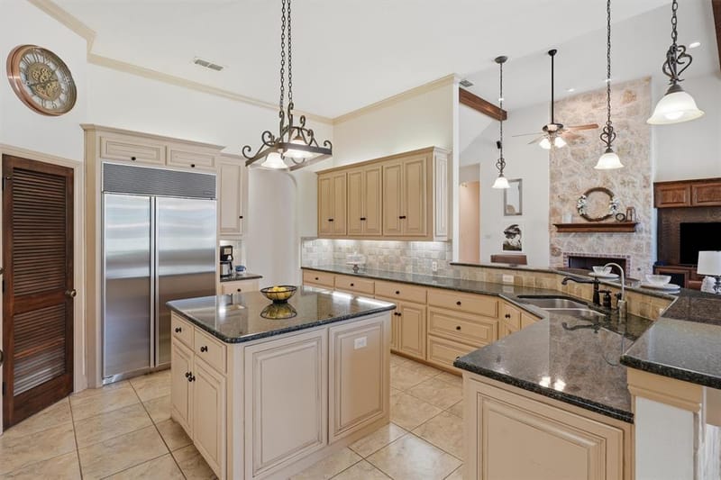 3832 Eagles Nest Trail, Burleson TX 76028 - Photo 12