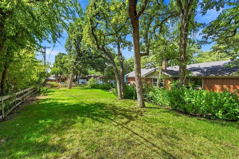 307 Shadow Lane, Euless TX 76039 - Photo 37