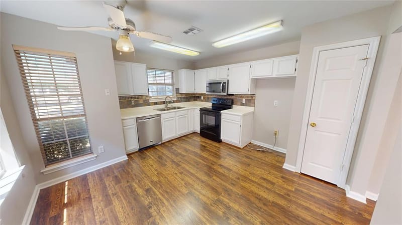 729 Fawn Valley Drive, Allen TX 75002 - Photo 7