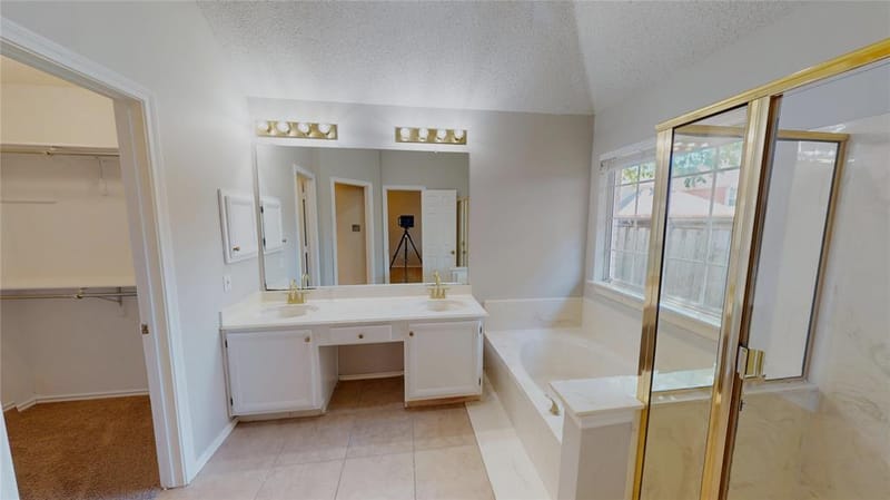 729 Fawn Valley Drive, Allen TX 75002 - Photo 11