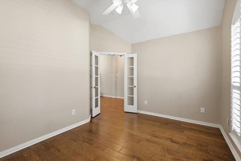 1109 Oakhollow Drive, Corinth TX 76210 - Photo 6