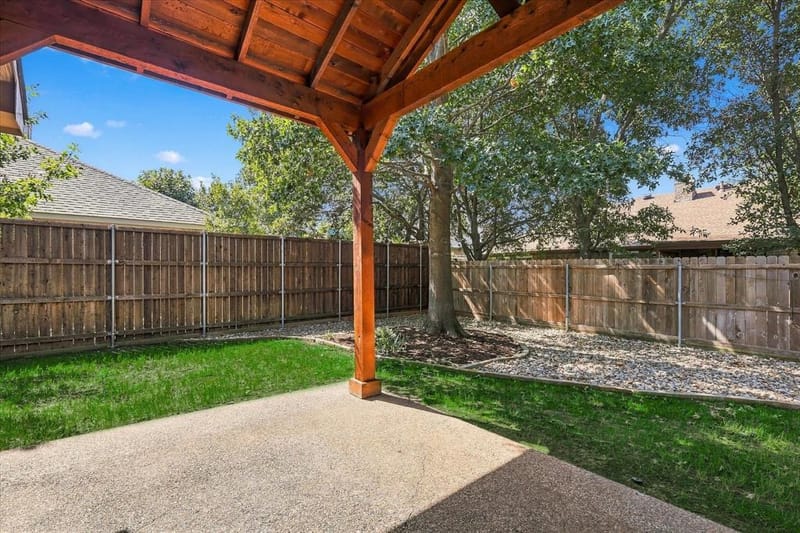 1109 Oakhollow Drive, Corinth TX 76210 - Photo 32