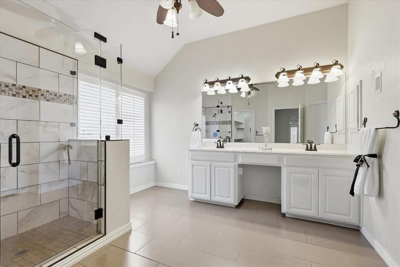 1109 Oakhollow Drive, Corinth TX 76210 - Photo 19