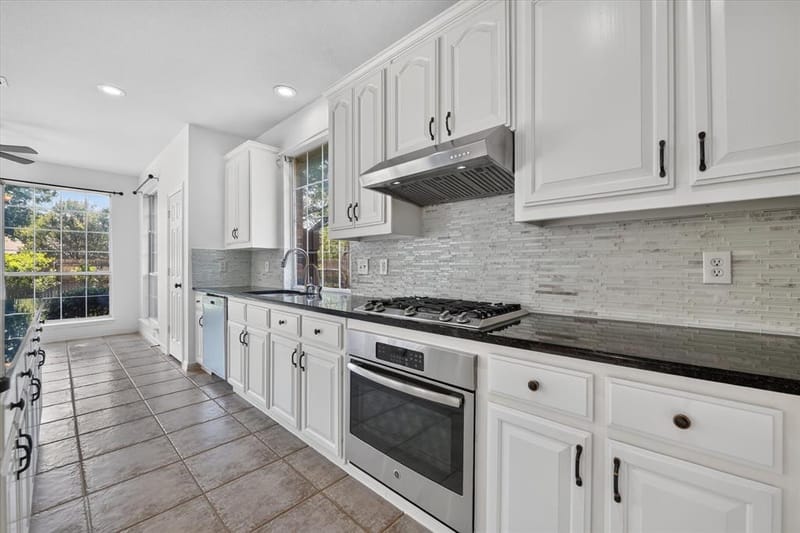 4233 Sandra Lynn Drive, Flower Mound TX 75022 - Photo 12