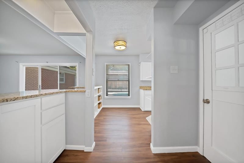 1003 Brookhollow Drive, Irving TX 75061 - Photo 12