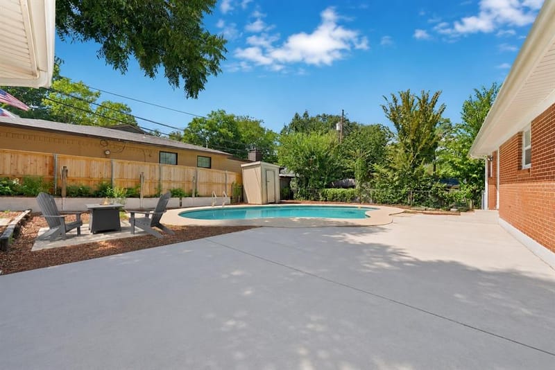 1003 Brookhollow Drive, Irving TX 75061 - Photo 32