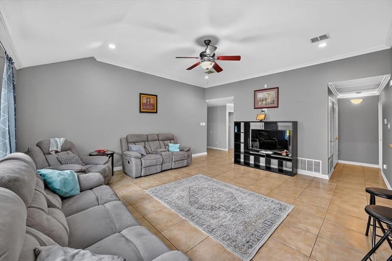5530 Mandarin Way, Dallas TX 75249 - Photo 7