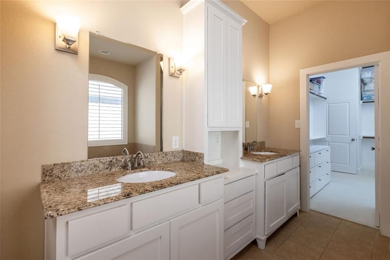2505 Sanders Court, Bedford TX 76021 - Photo 24