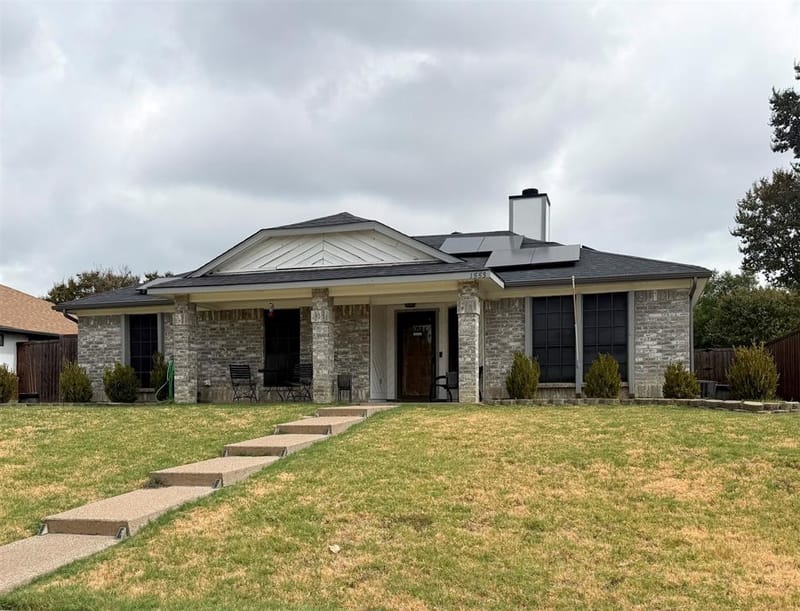 1553 Autumn Breeze Lane, Lewisville TX 75077