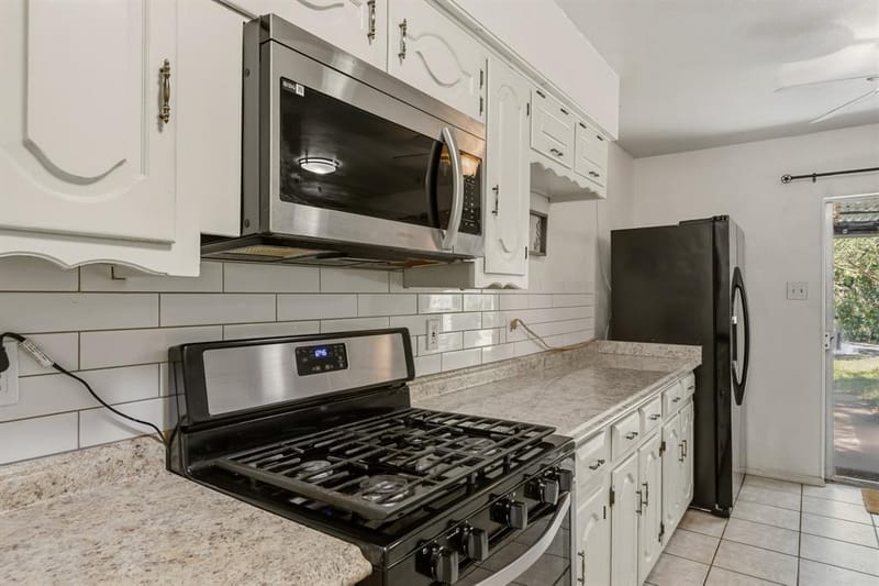 5607 Mona Lane, Dallas TX 75236 - Photo 7