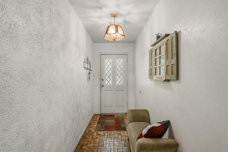 5607 Mona Lane, Dallas TX 75236 - Photo 5