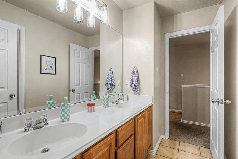 721 Saddle Ridge Trail, Weatherford TX 76087 - Photo 26