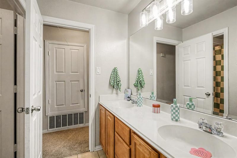 721 Saddle Ridge Trail, Weatherford TX 76087 - Photo 21