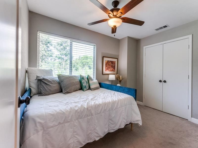 12235 Treeview Lane, Farmers Branch TX 75234 - Photo 28