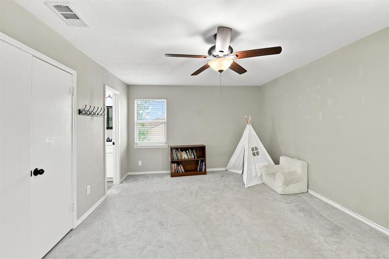 12235 Treeview Lane, Farmers Branch TX 75234 - Photo 15