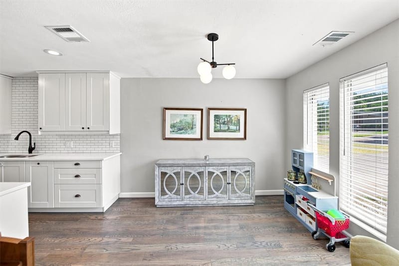 12235 Treeview Lane, Farmers Branch TX 75234 - Photo 8