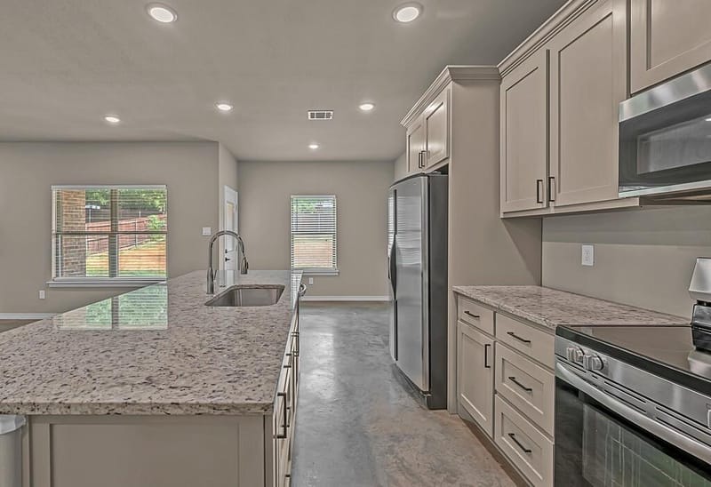 702 N College Street, West TX 76691 - Photo 14