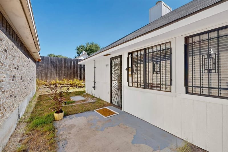 9627 Kerrville Street, Dallas TX 75227 - Photo 31