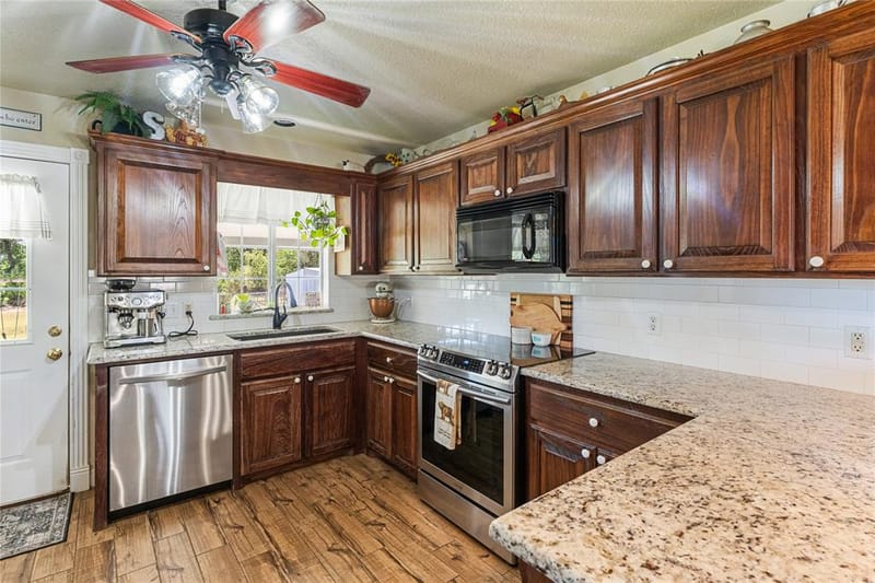 120 Christopher Court, Weatherford TX 76088 - Photo 11