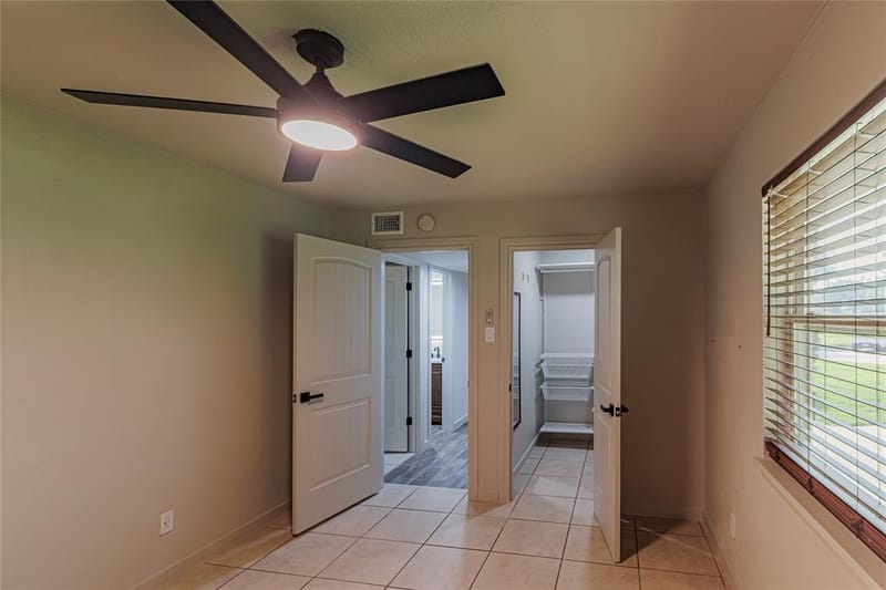 109 Harbor Drive # 105, Runaway Bay TX 76426 - Photo 16