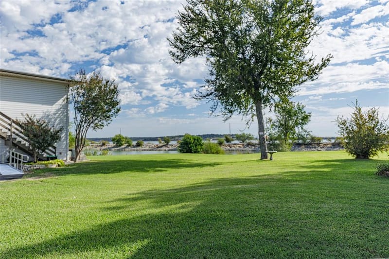109 Harbor Drive # 105, Runaway Bay TX 76426 - Photo 36