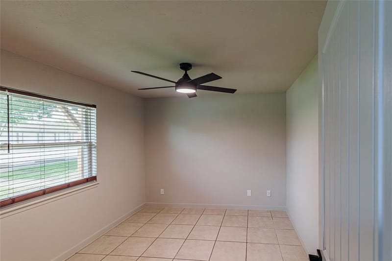 109 Harbor Drive # 105, Runaway Bay TX 76426 - Photo 18