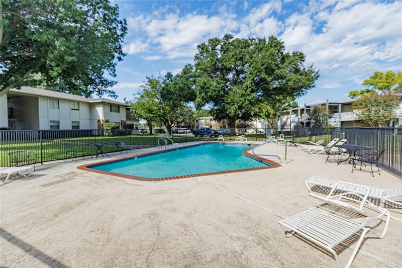 109 Harbor Drive # 105, Runaway Bay TX 76426 - Photo 29
