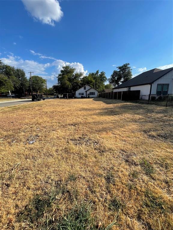 516 S Edgewood Terrace, Fort Worth TX 76103