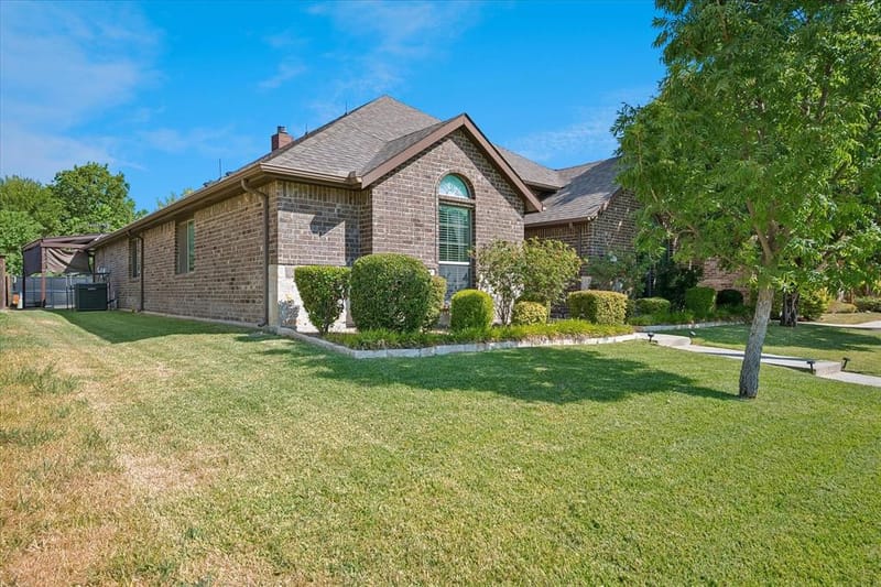 8821 Davis Street, Rowlett TX 75088 - Photo 27