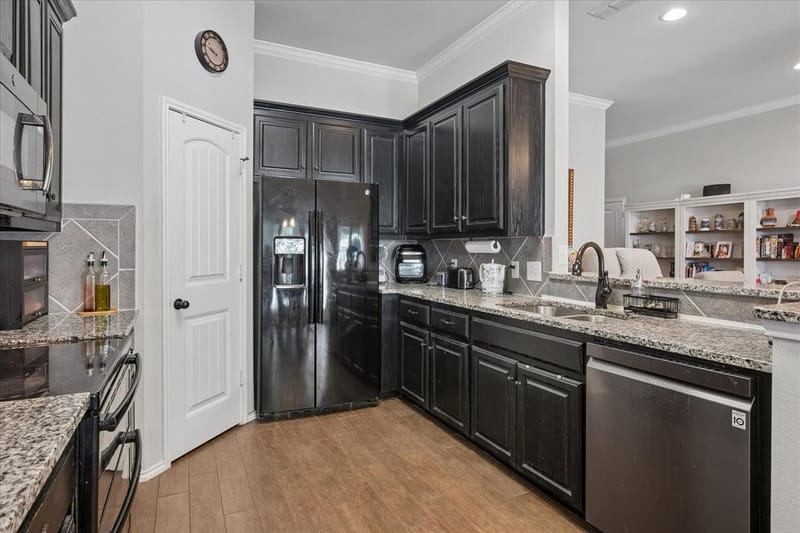 8821 Davis Street, Rowlett TX 75088 - Photo 9