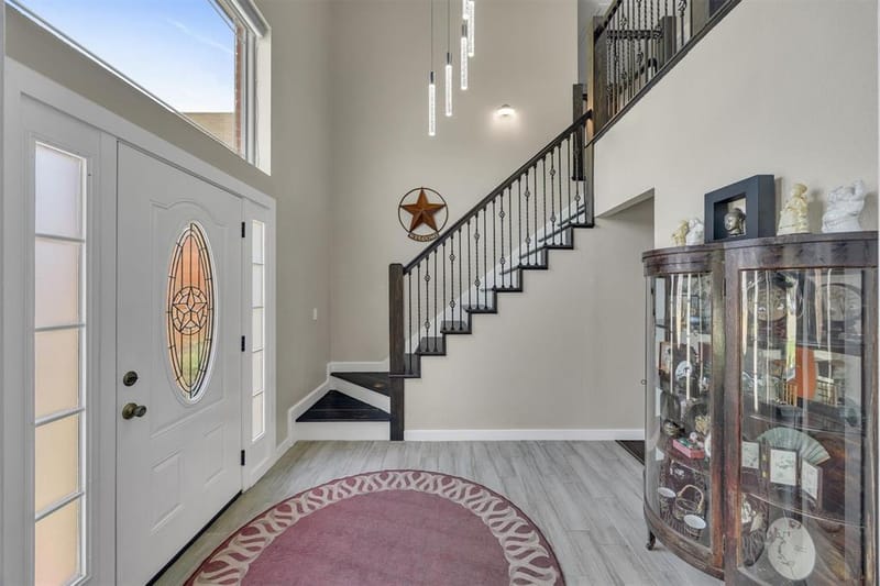 4900 Hibiscus Drive, Arlington TX 76018 - Photo 6