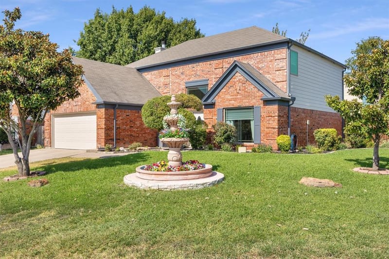 4900 Hibiscus Drive, Arlington TX 76018