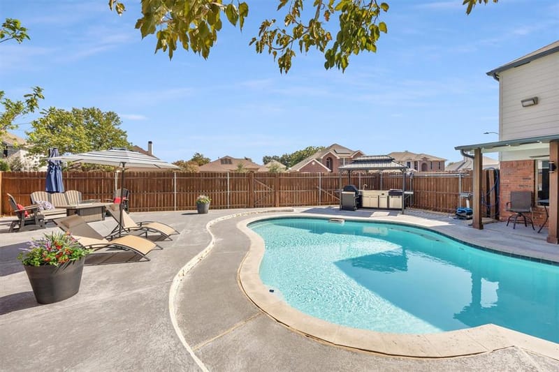 4900 Hibiscus Drive, Arlington TX 76018 - Photo 35