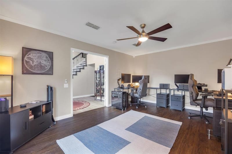 4900 Hibiscus Drive, Arlington TX 76018 - Photo 8
