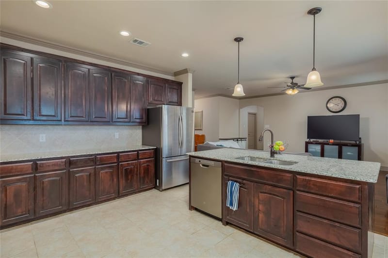 3841 J E Woody Road, Springtown TX 76082 - Photo 13