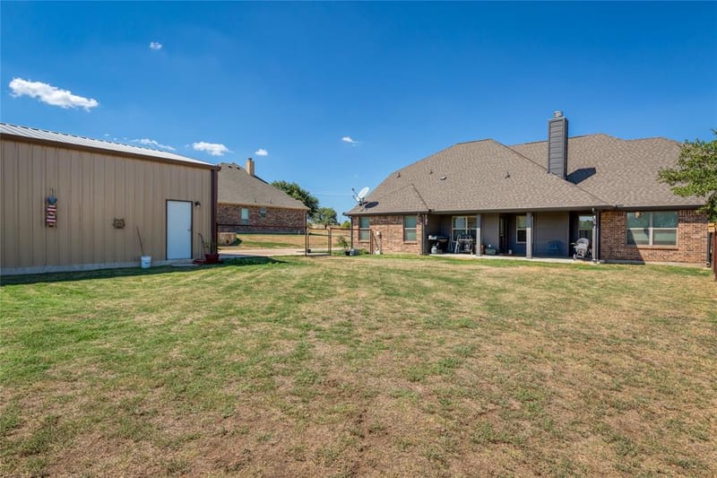 3841 J E Woody Road, Springtown TX 76082 - Photo 30