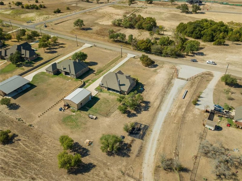 3841 J E Woody Road, Springtown TX 76082 - Photo 34