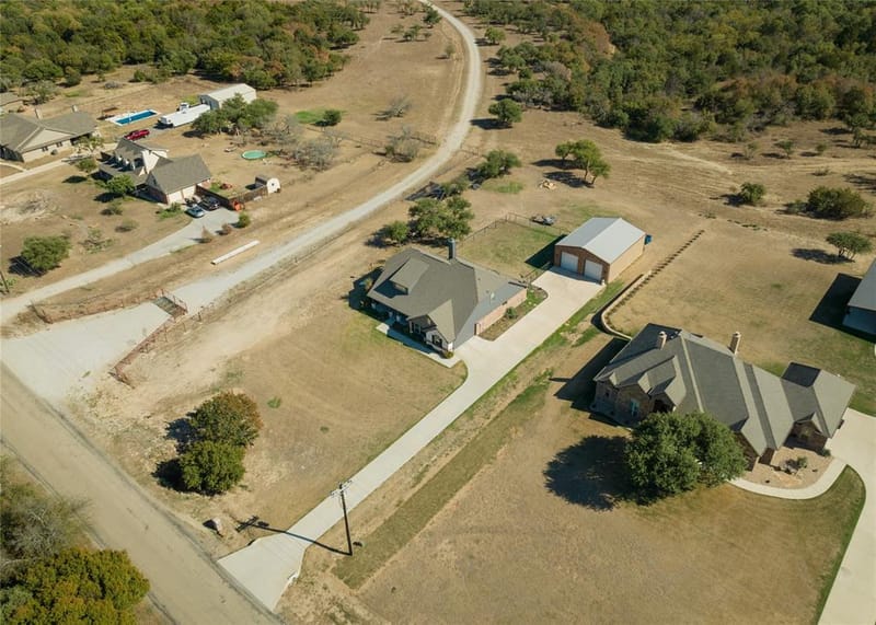 3841 J E Woody Road, Springtown TX 76082 - Photo 37