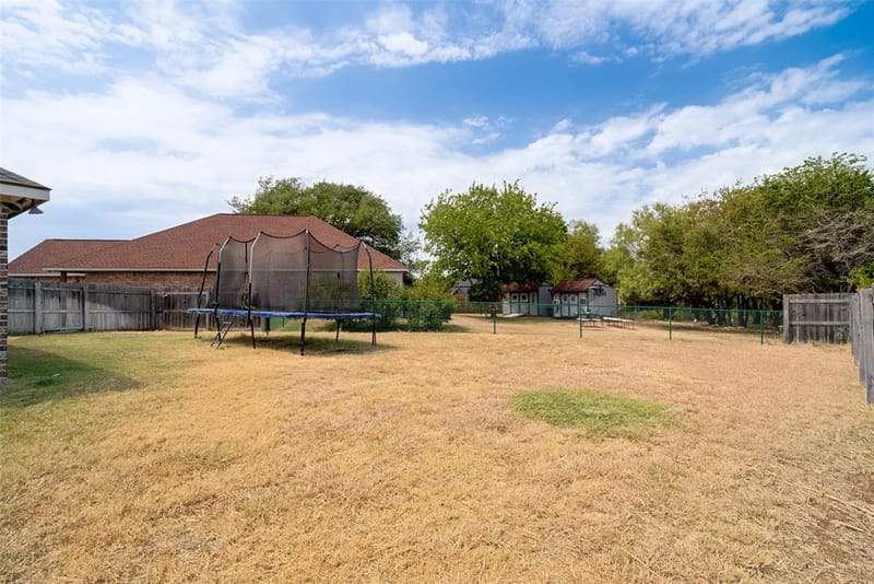 2324 Creek Drive, Granbury TX 76048 - Photo 24